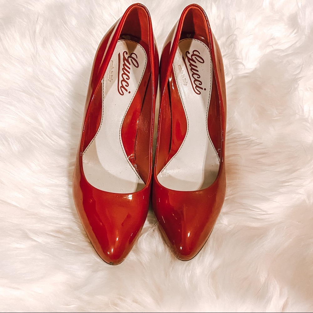 🍒Authentic Gucci Patent Leather Pumps💄